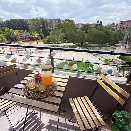 Luxotica Gardens Valencia Apartment Exterior photo